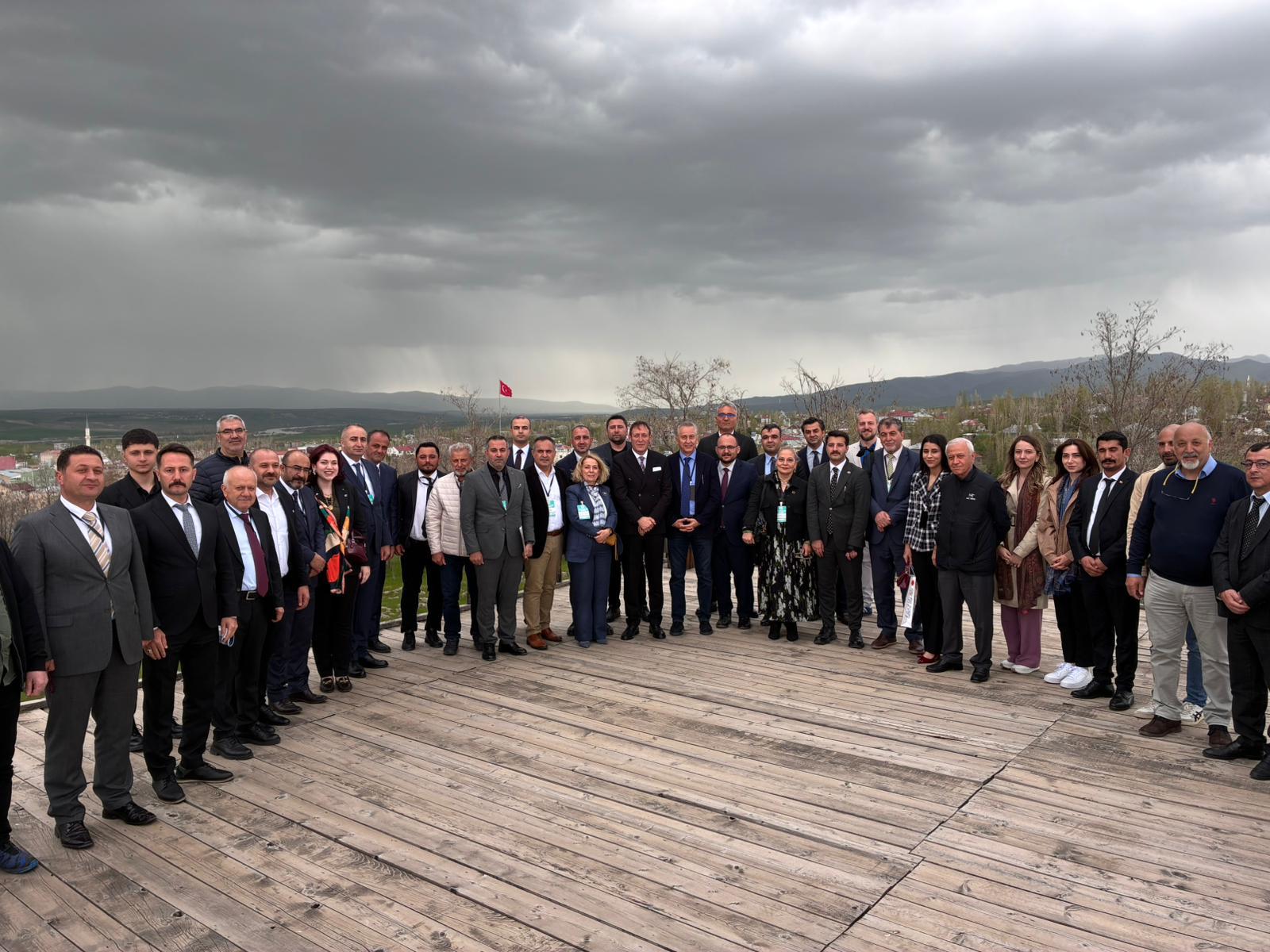 Kapı, Fetih ve Kök: Hafıza Mekanları Sempozyumu'nun İlk Günü Malazgirt'te Gerçekleştirildi